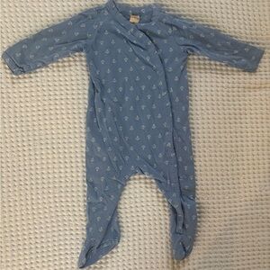 Harper Canyon Nordstrom Blue Anchor Print Snap One Piece Pajamas: 6 months